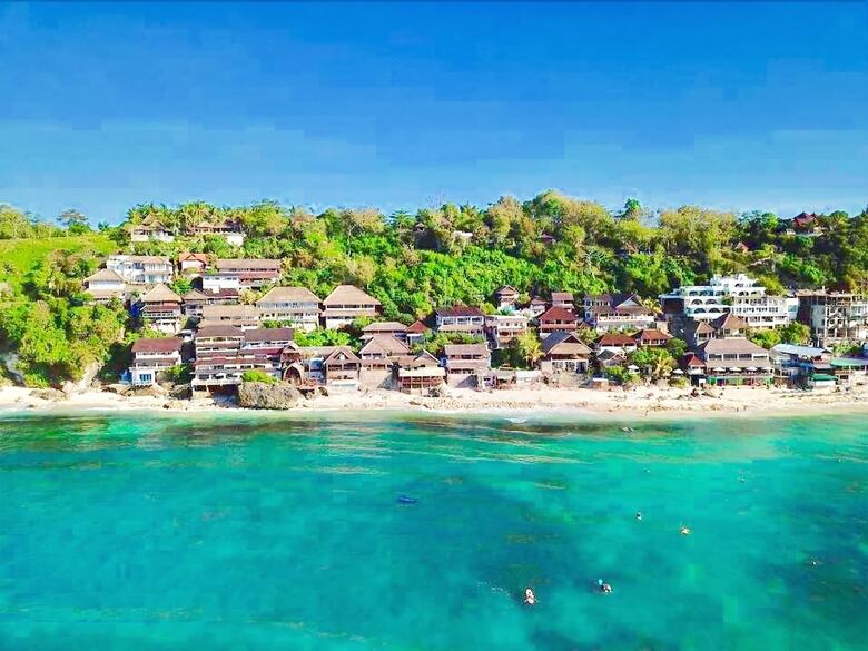 Hotel Romeo Beachfront Bungalow