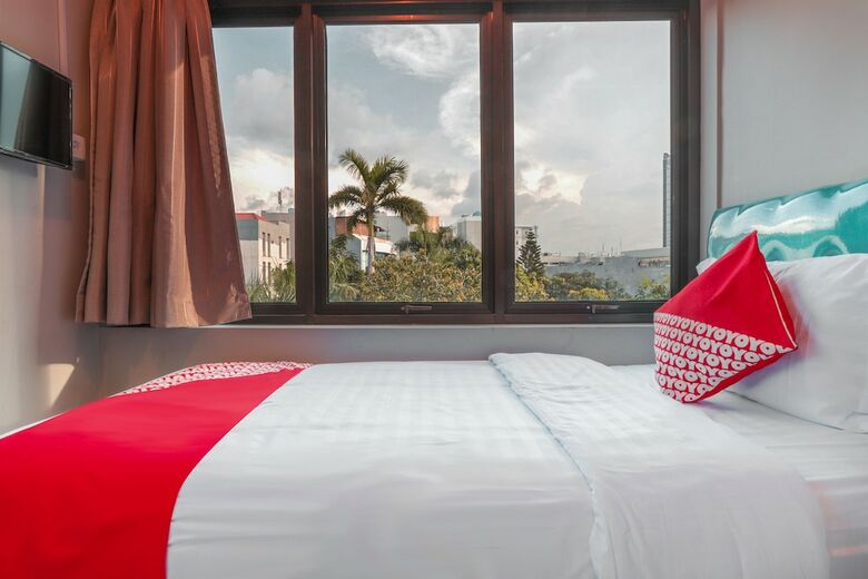Hotel Oyo 208 G House