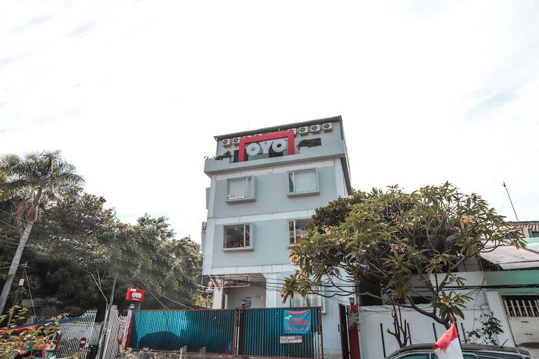 Hotel Oyo 208 G House