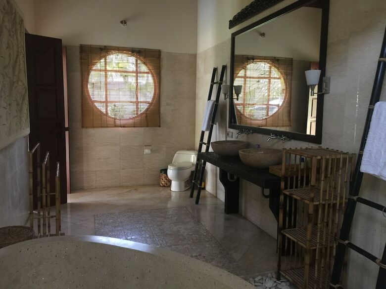 Ayana Villa