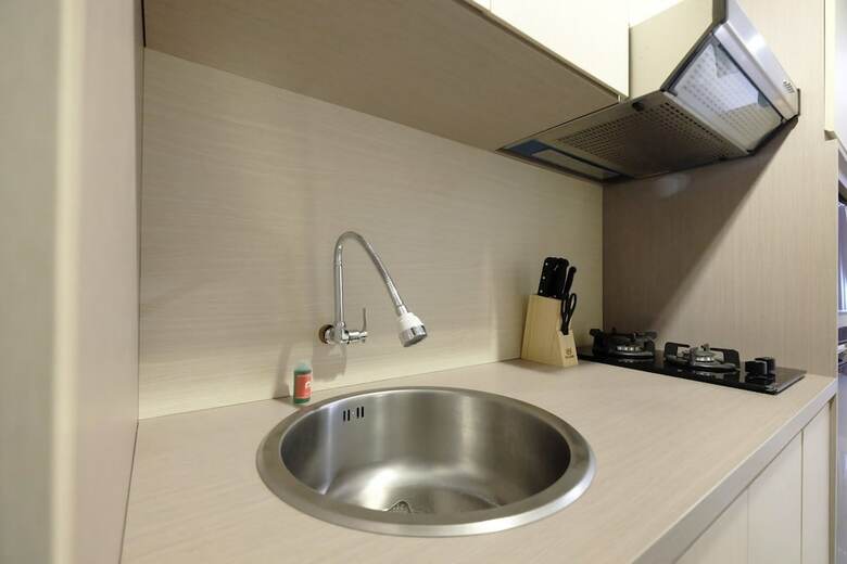 Minimalist Studio Apartment At The H Residence