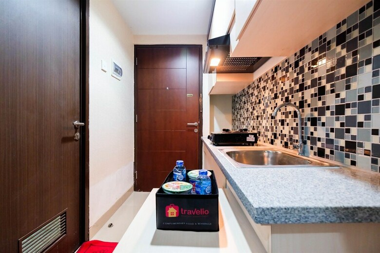 Cozy Studio Room Grand Dhika Apartment