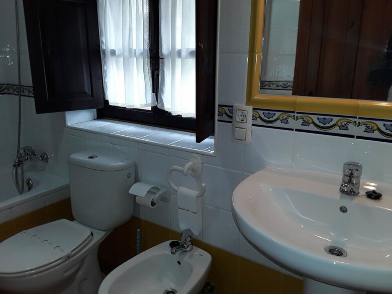 Hotel La Corona Del Auteiro