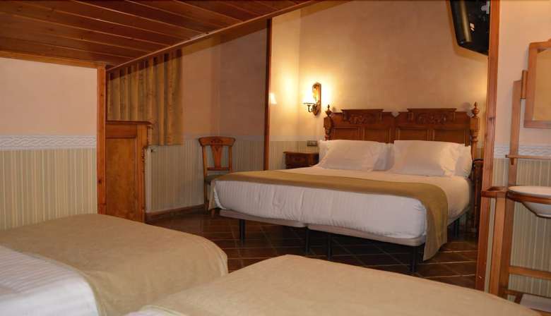 Hostal La Font