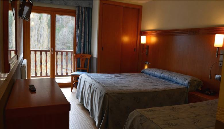 Hostal La Font