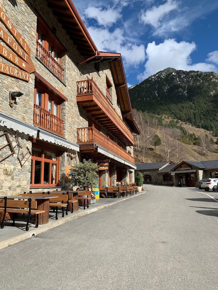 Hostal La Font