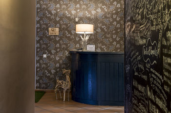 Hostal La Vi�a