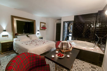 Hostal La Vi�a