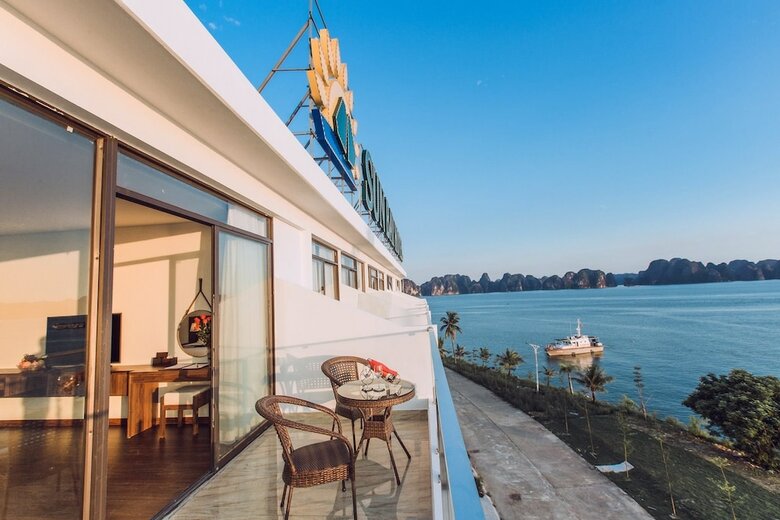 Sun Bay Hotel