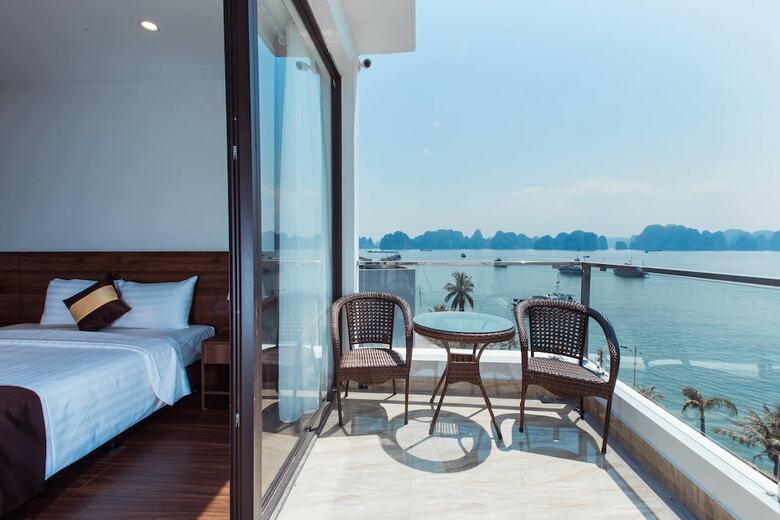 Sun Bay Hotel