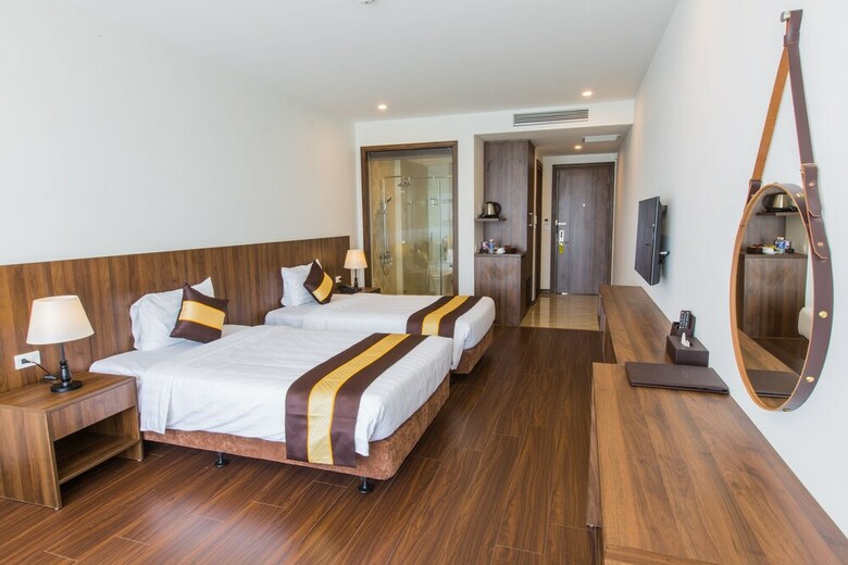 Sun Bay Hotel