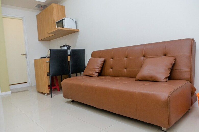Apartamentos Comfy 2br With Sofa Bed At Parahyangan Residence
