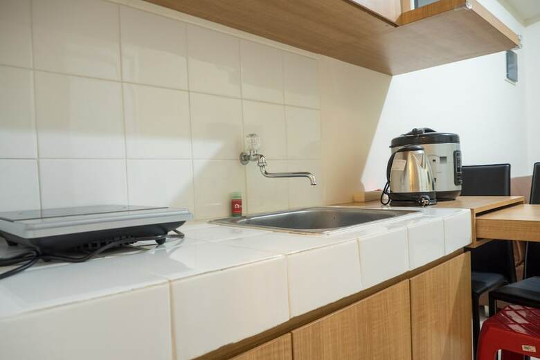 Apartamentos Comfy 2br With Sofa Bed At Parahyangan Residence