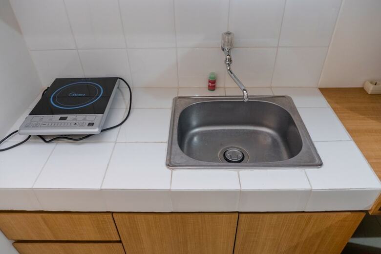 Apartamentos Comfy 2br With Sofa Bed At Parahyangan Residence