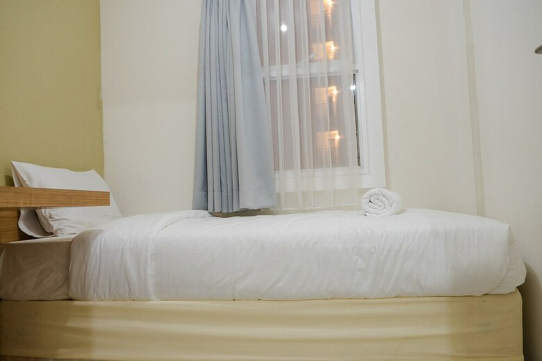 Apartamentos Comfy 2br With Sofa Bed At Parahyangan Residence