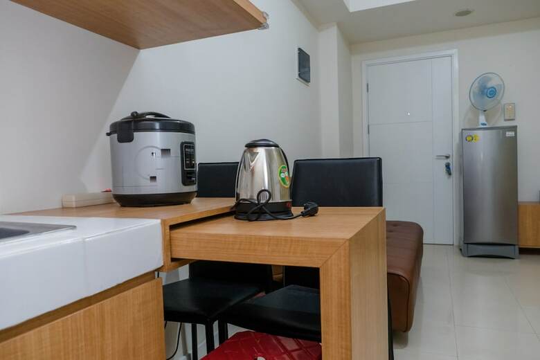 Apartamentos Comfy 2br With Sofa Bed At Parahyangan Residence
