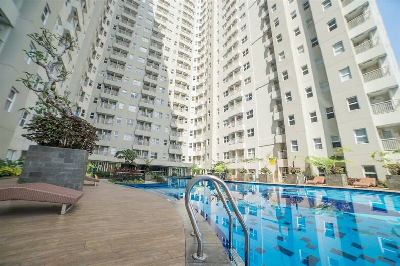 Comfortable 2br Apartment At Parahyangan Residence
