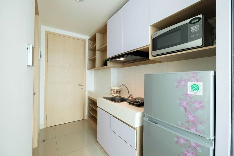 Cozy Studio Tree Park Apartment Near Bsd City
