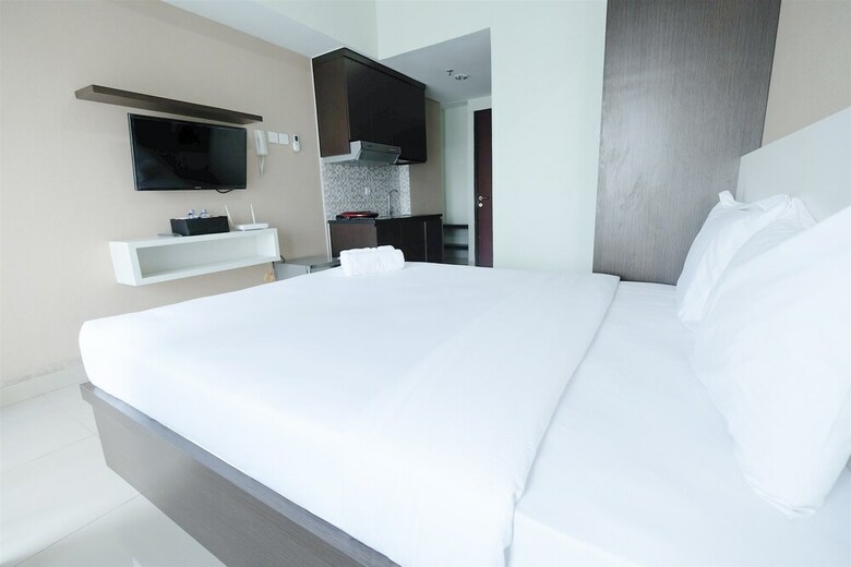 Comfy Studio Apartment @ Grand Dhika City