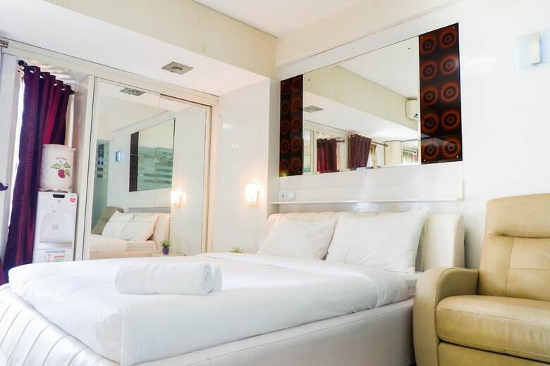 Strategic Location Studio Apartment At Tamansari Sudirman