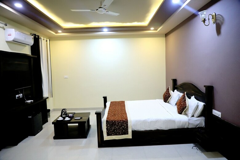Hotel Pushkar Legacy
