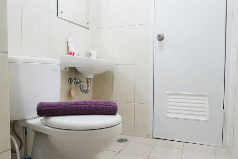 Clean And Tidy 2br The Springlake Summarecon Apartment