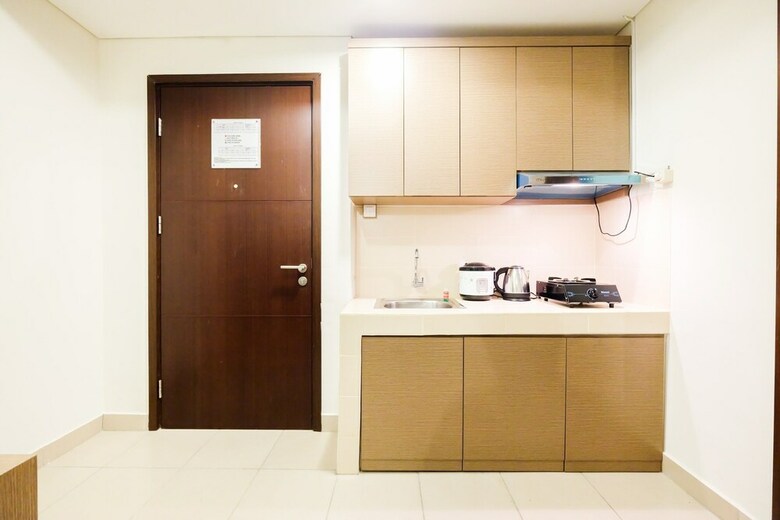 Clean And Comfy 1br Saveria Apartment Near Aeon Mall