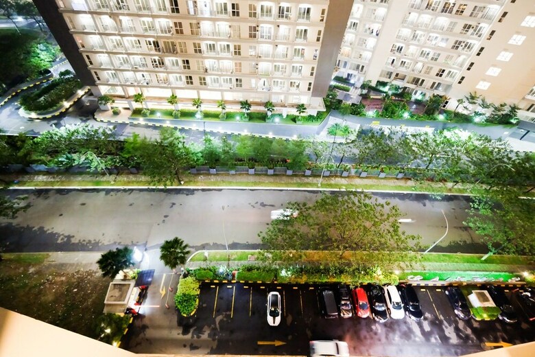 Clean And Comfy 1br Saveria Apartment Near Aeon Mall