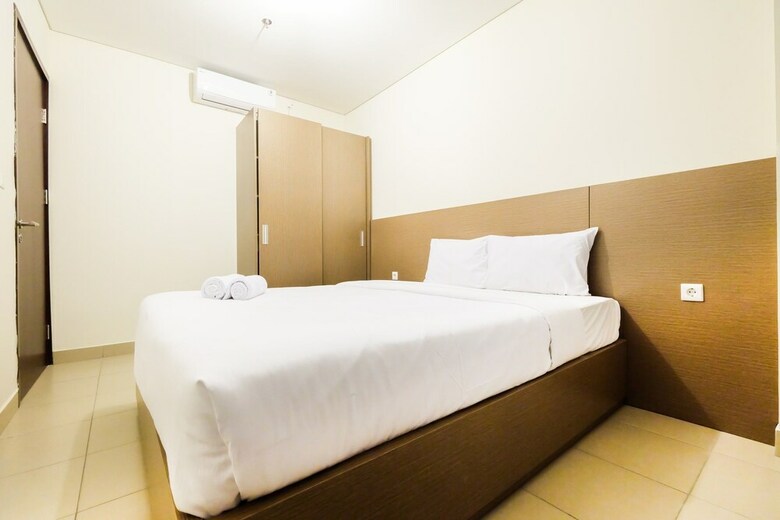 Clean And Comfy 1br Saveria Apartment Near Aeon Mall