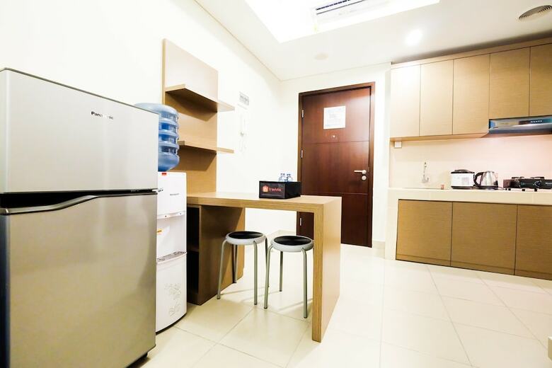 Clean And Comfy 1br Saveria Apartment Near Aeon Mall