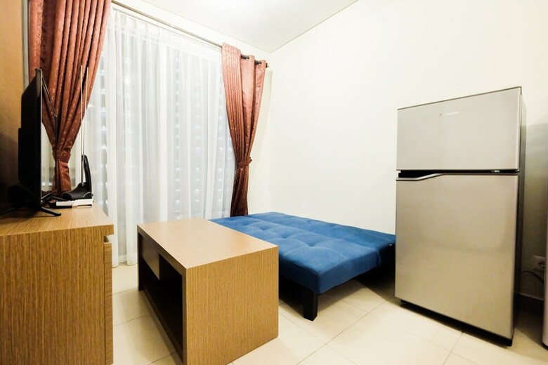Clean And Comfy 1br Saveria Apartment Near Aeon Mall