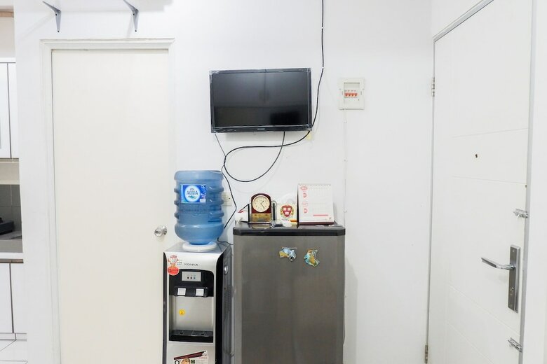 1br Apartment With Sofa Bed At Menteng Square