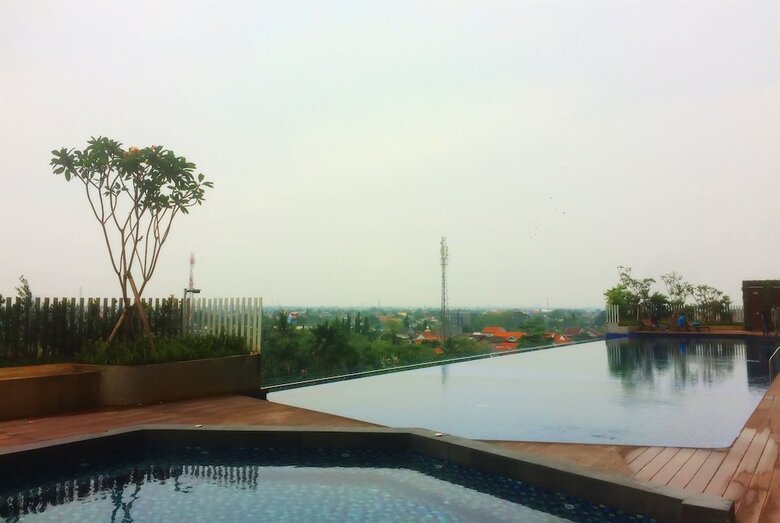 Studio Budget Apartment Springwood Residence