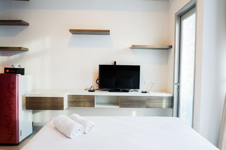 New Simple Studio Capitol Park Residence Apartment