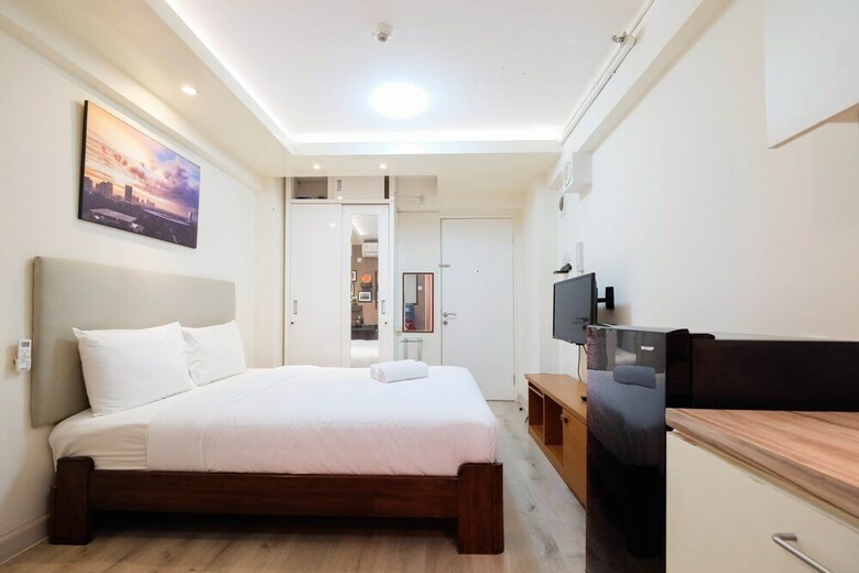 Simple Studio Room With Bassura Apartment