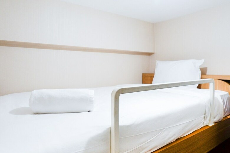 Relax & Comfy 2br Apartment At Puri Mas