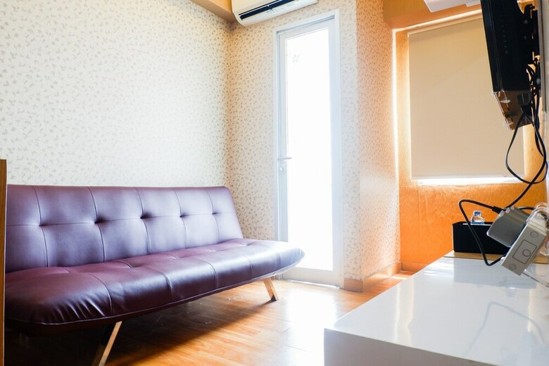 Relax & Comfy 2br Apartment At Puri Mas