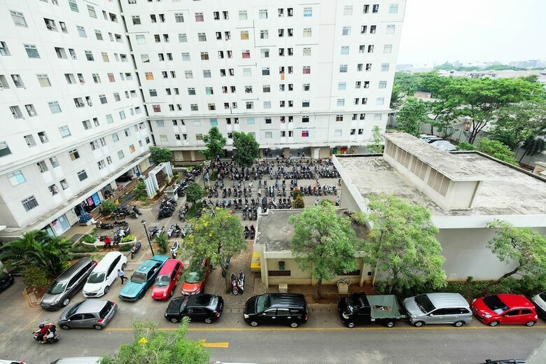Classic 2br Apartment Gading Nias Residence
