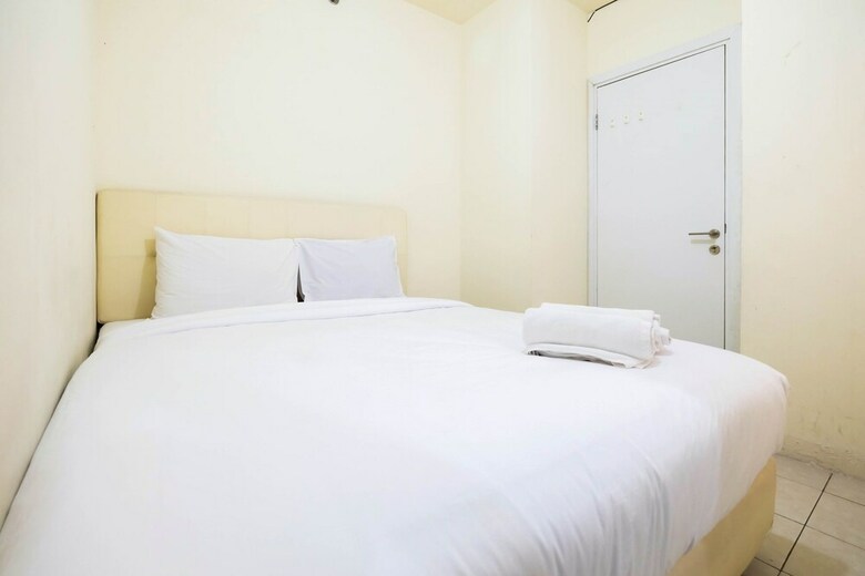 Elegant 2br Green Pramuka Apartment