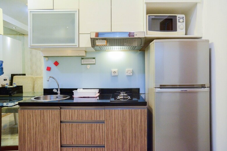 Strategic Location 1br Apartment Thamrin Residence