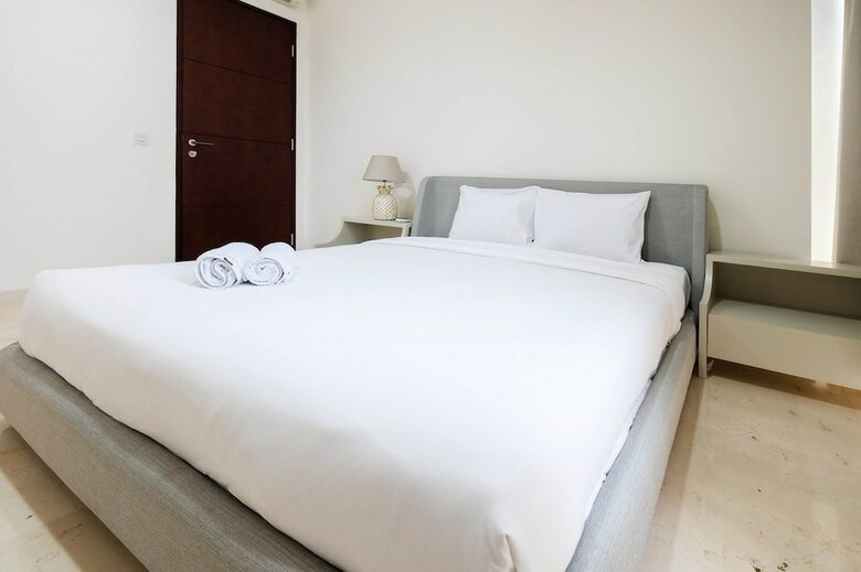 Luxurious 2br Four Winds Apartment Near Senayan