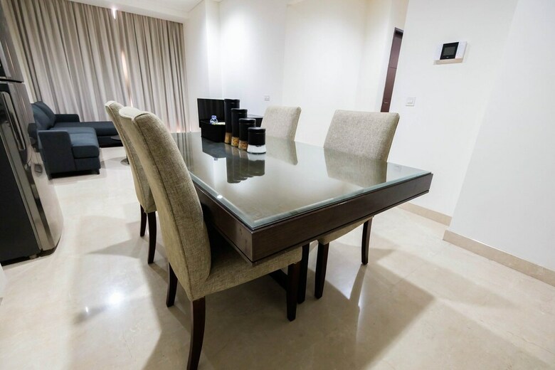 Luxurious 2br Four Winds Apartment Near Senayan