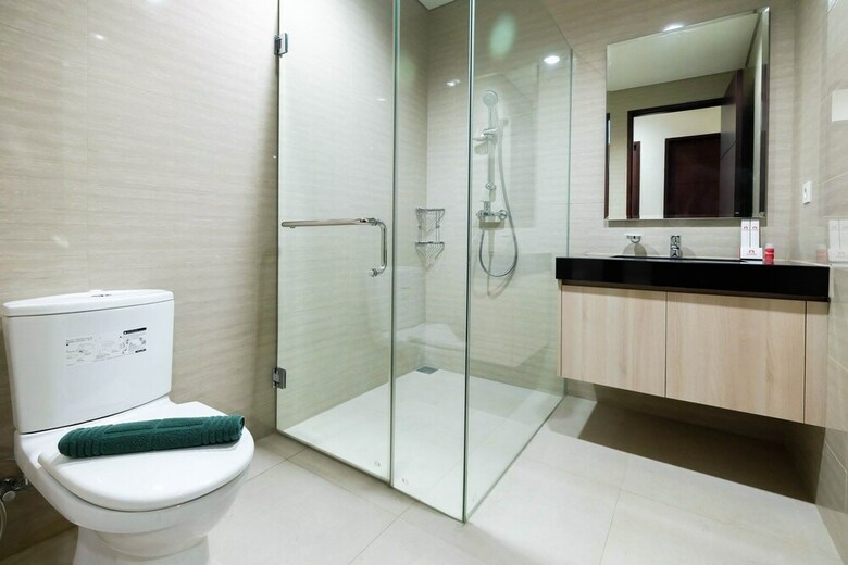 Luxurious 2br Four Winds Apartment Near Senayan