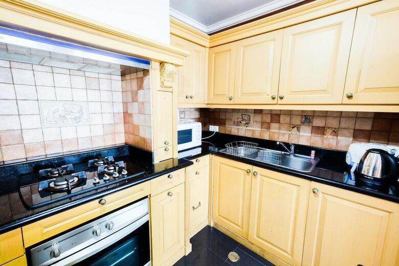 Classy 2br With Sofa Bed Park Royale Apartment