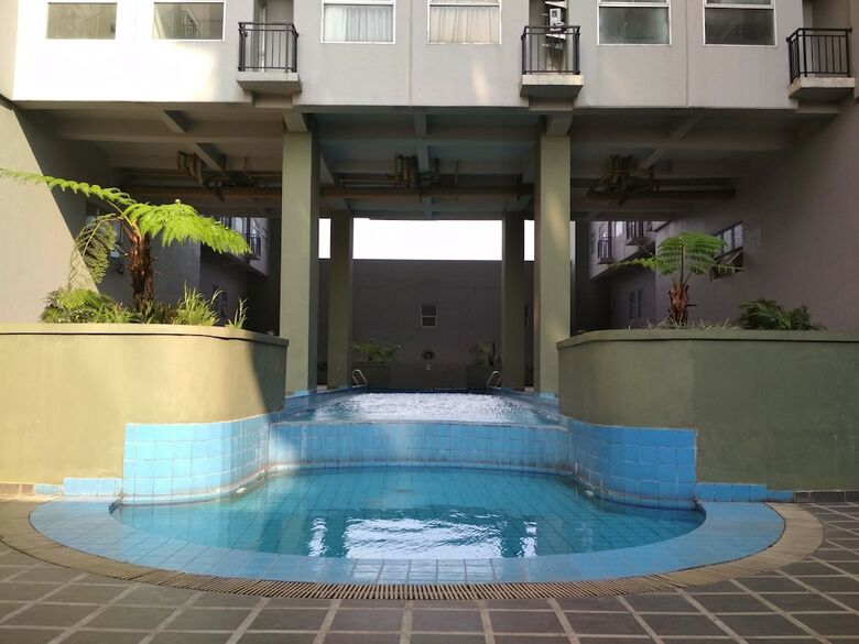 Minimalist 2br At Grand Asia Afrika Apartment