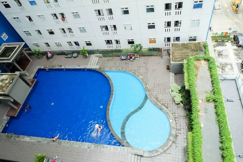 Homey 2br @green Pramuka Apartment