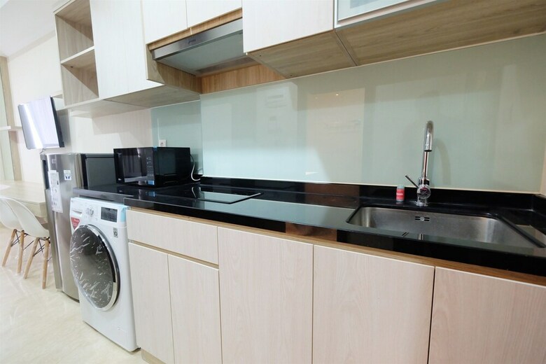 Homey Studio Menteng Park Apartment