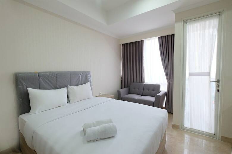 Homey Studio Menteng Park Apartment