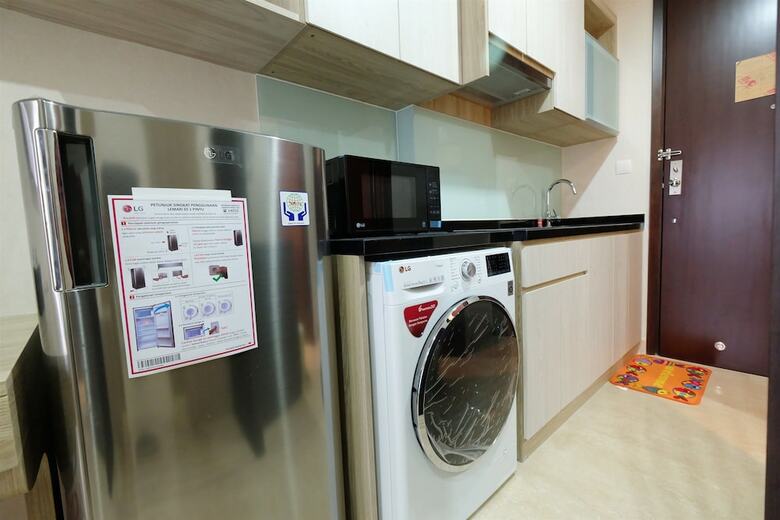 Homey Studio Menteng Park Apartment