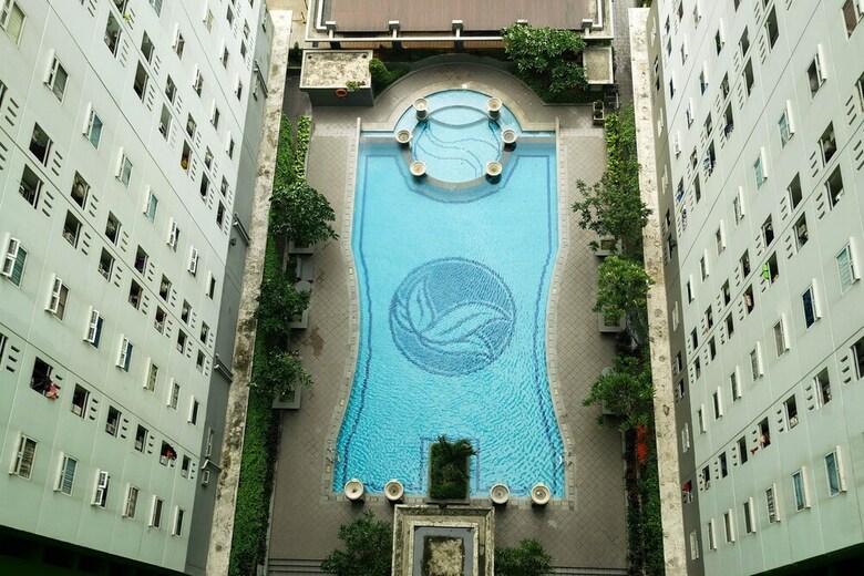 Cozy Studio With City View Green Pramuka City Apartment